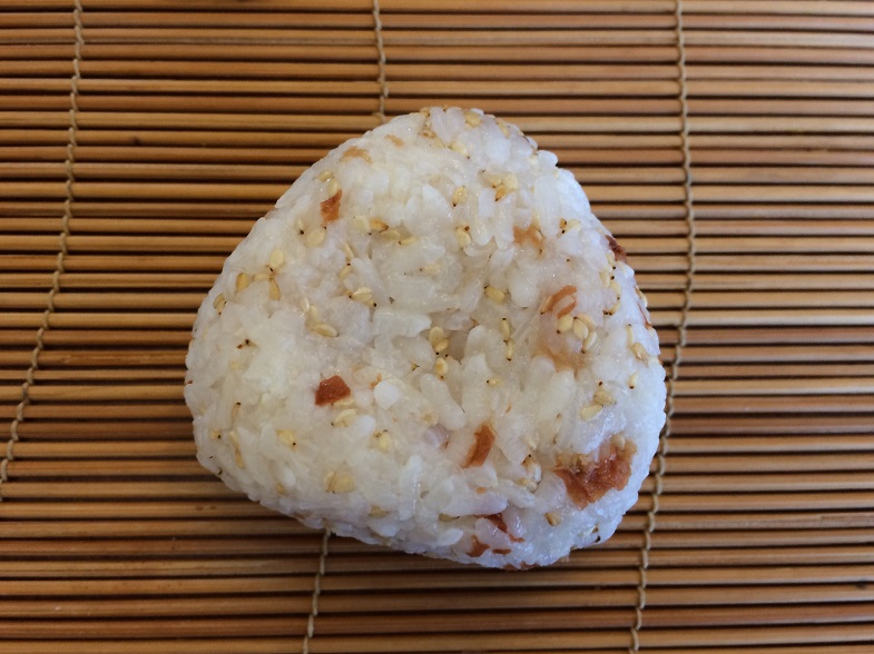 umeboshi sesame seed onigiri.JPG